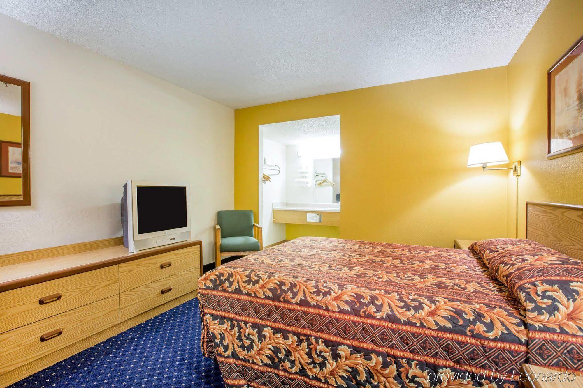 Motel 6-Fresno, Ca - Yosemite Hwy Eksteriør billede
