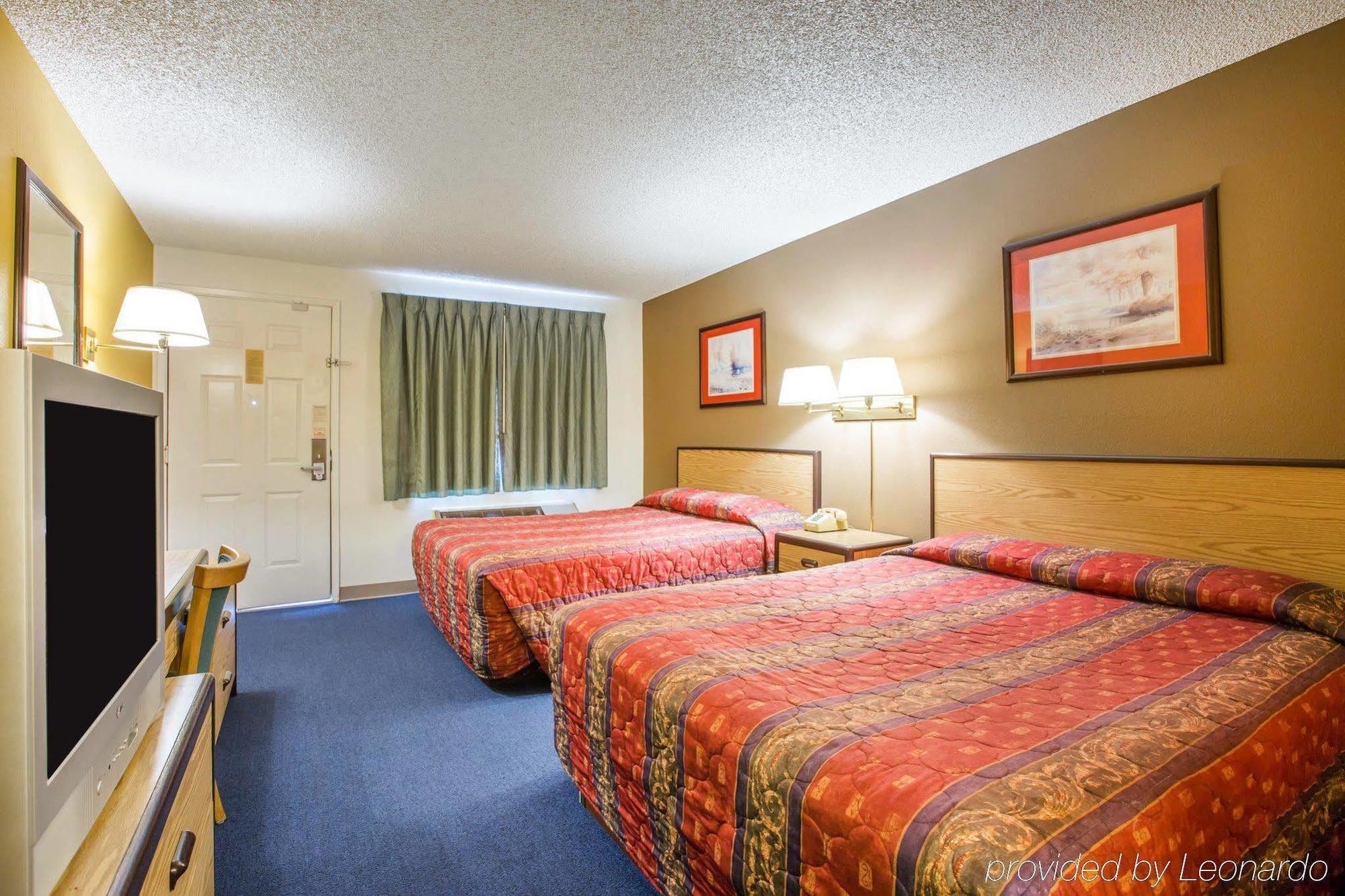 Motel 6-Fresno, Ca - Yosemite Hwy Eksteriør billede