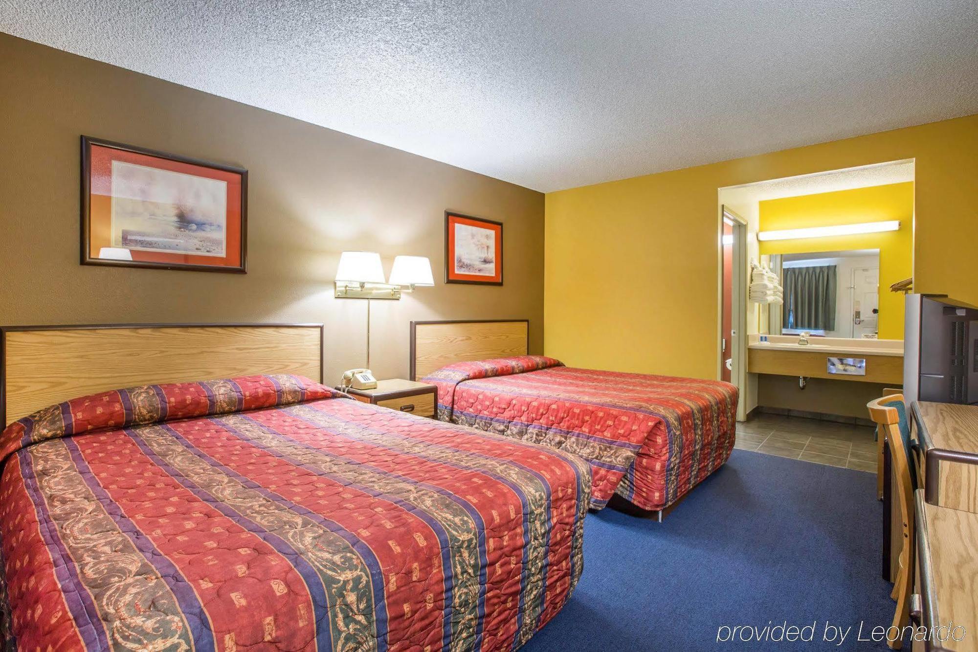 Motel 6-Fresno, Ca - Yosemite Hwy Eksteriør billede