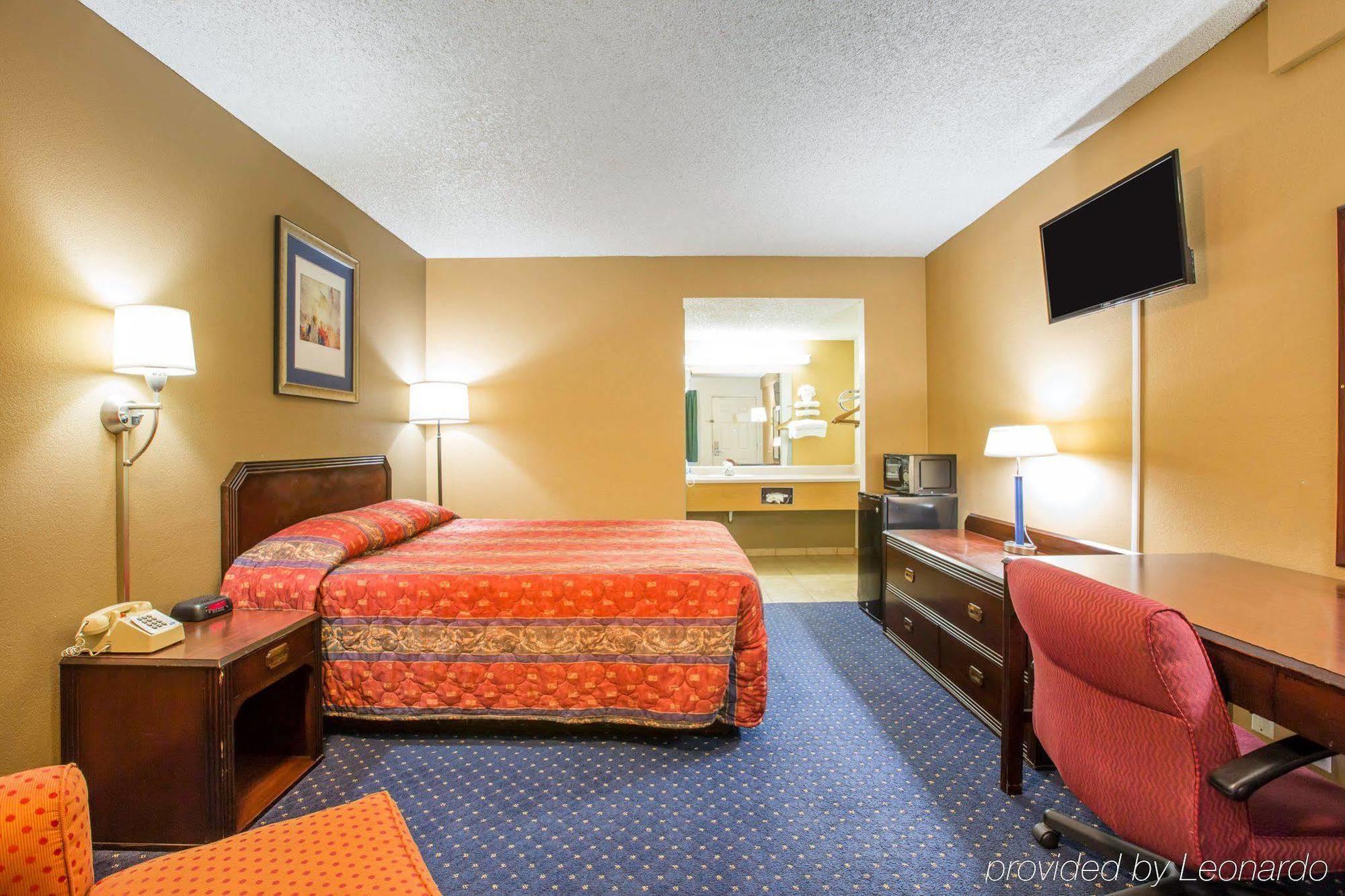 Motel 6-Fresno, Ca - Yosemite Hwy Eksteriør billede