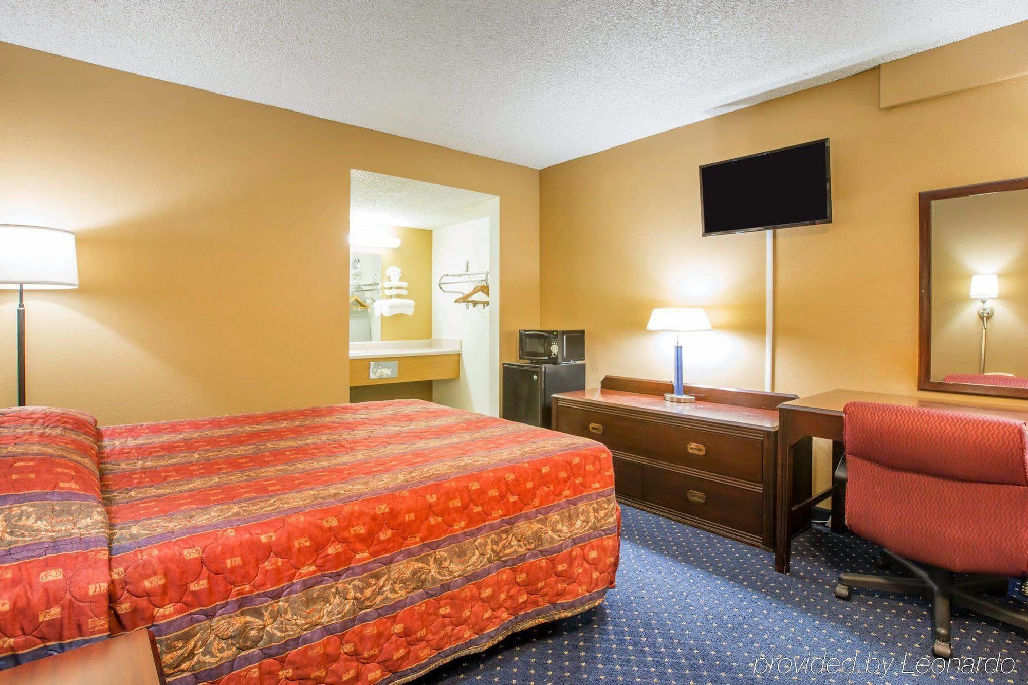 Motel 6-Fresno, Ca - Yosemite Hwy Eksteriør billede