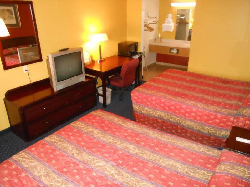 Motel 6-Fresno, Ca - Yosemite Hwy Eksteriør billede